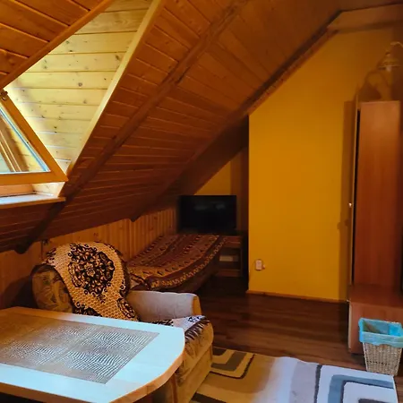 Goralska Czarcia Pod Jalowcem Farmház