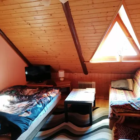 Farmház Goralska Czarcia Pod Jalowcem